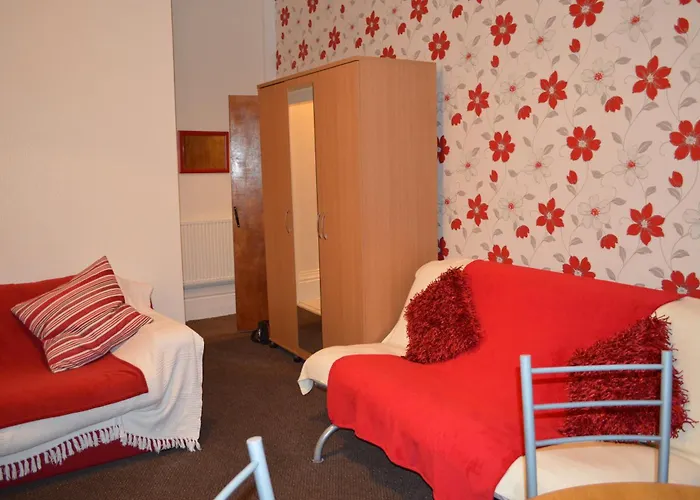 Ayrton House Holiday Apartments