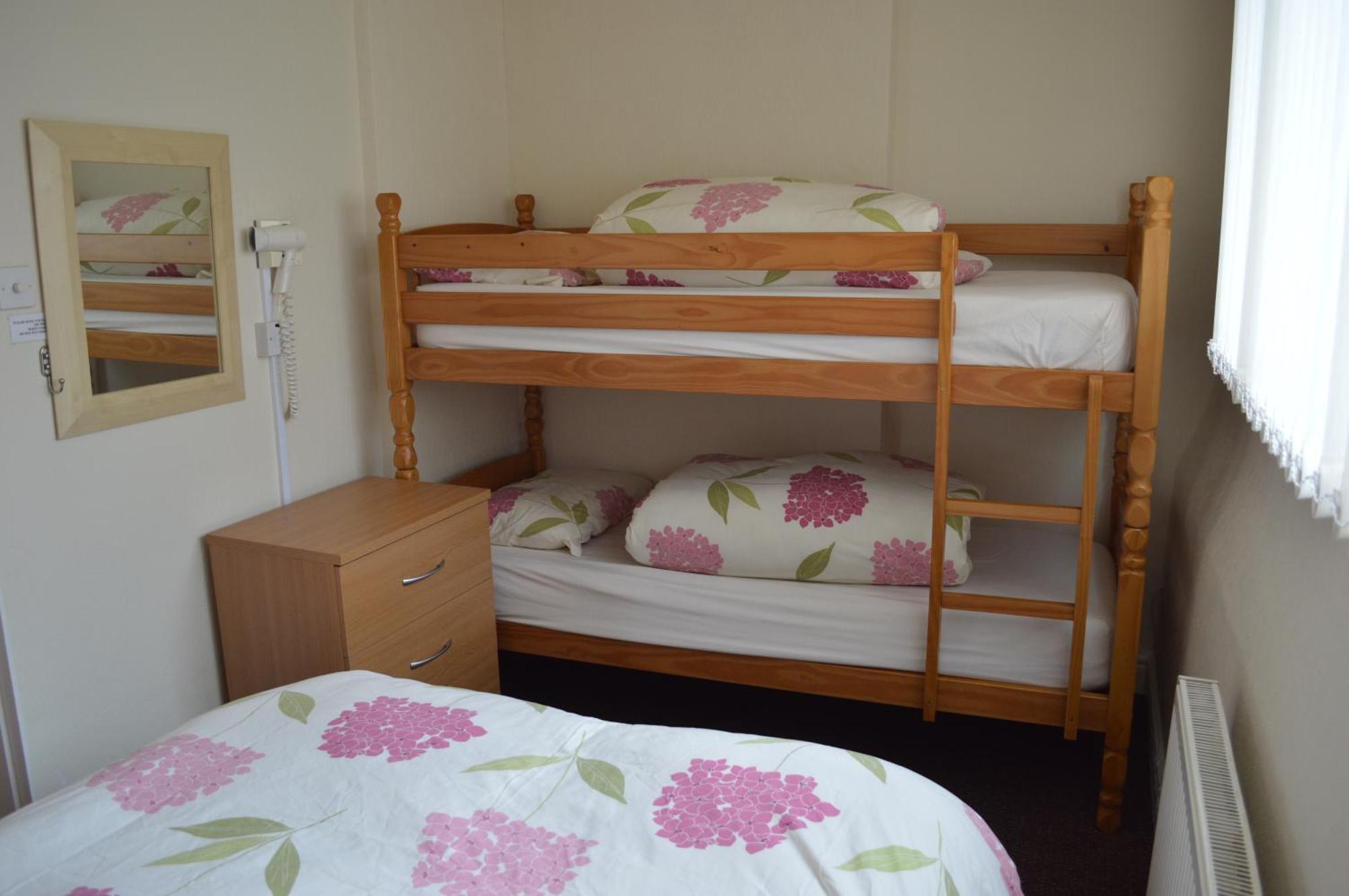 Ayrton House Apartment